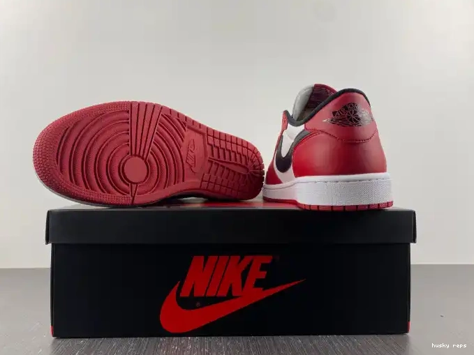 Cheap Husky Low Jordan Air Chicago Retro 705329-600 1 0527